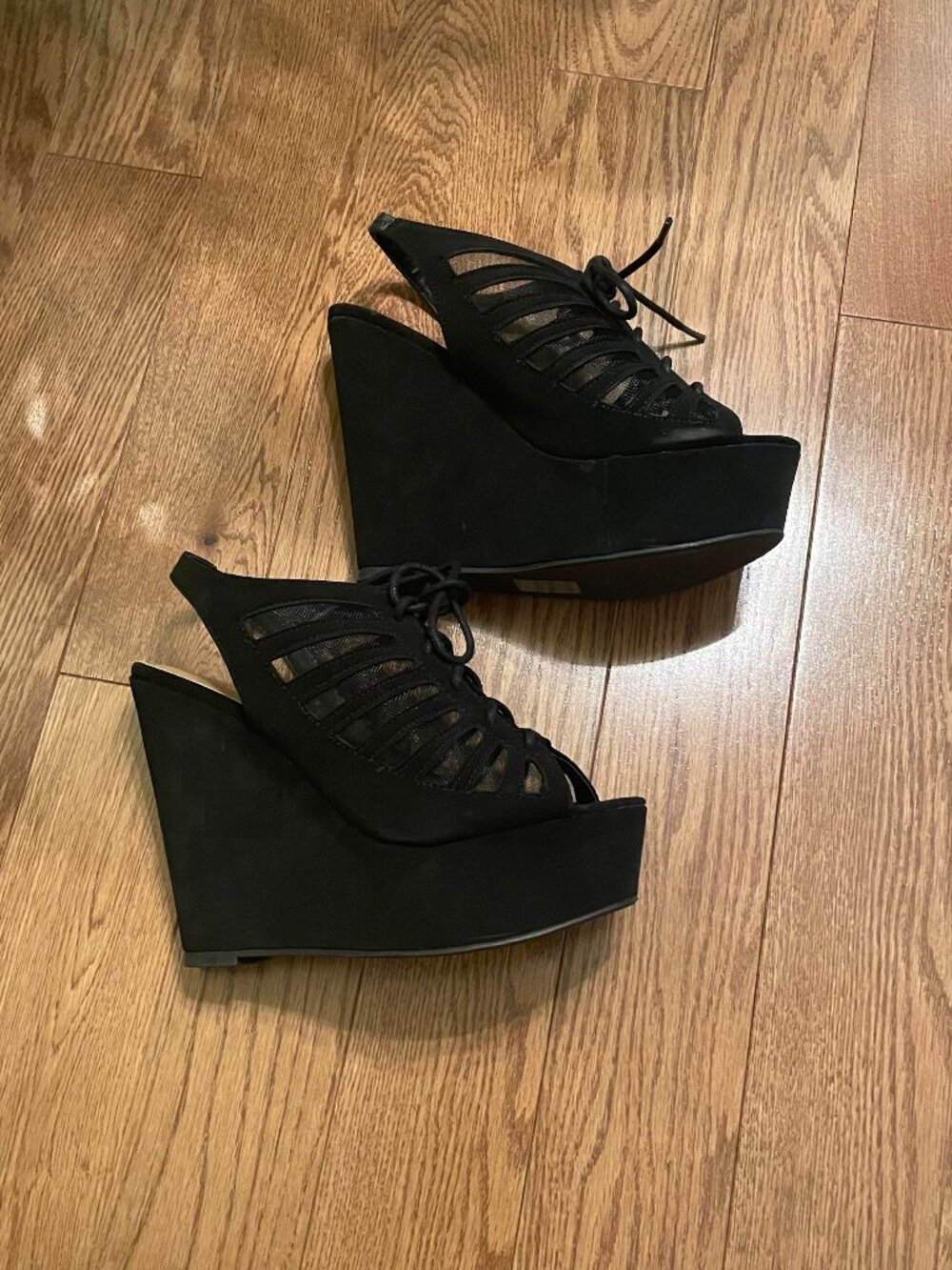 Black Faux Suede Cut Out Wedge Platform Shoes size 6